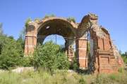 Руины Успенской церкви в селе Прудки
