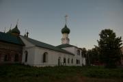 Ярославль. Церковь Николы Мокрого и Тихвинская церковь